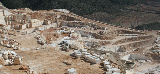 Crema Marfil Quarry
