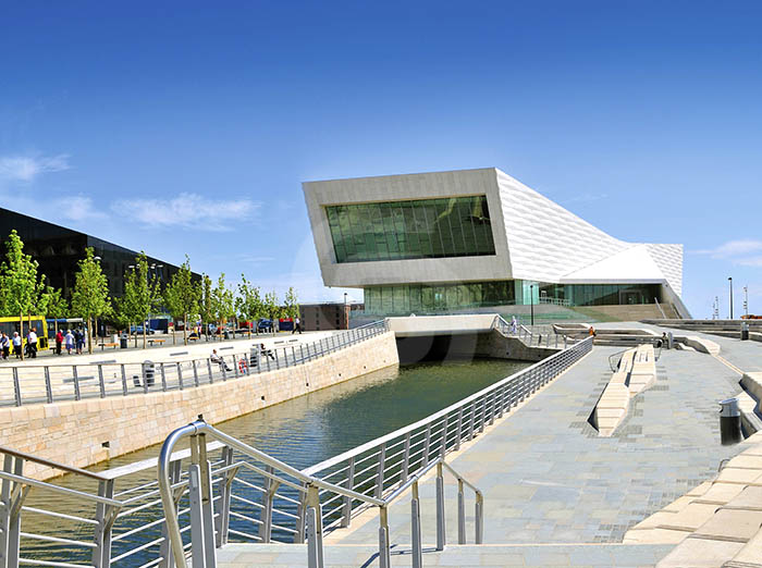 Liverpool Museum - Jura Beige Limestone - Exterior Cladding